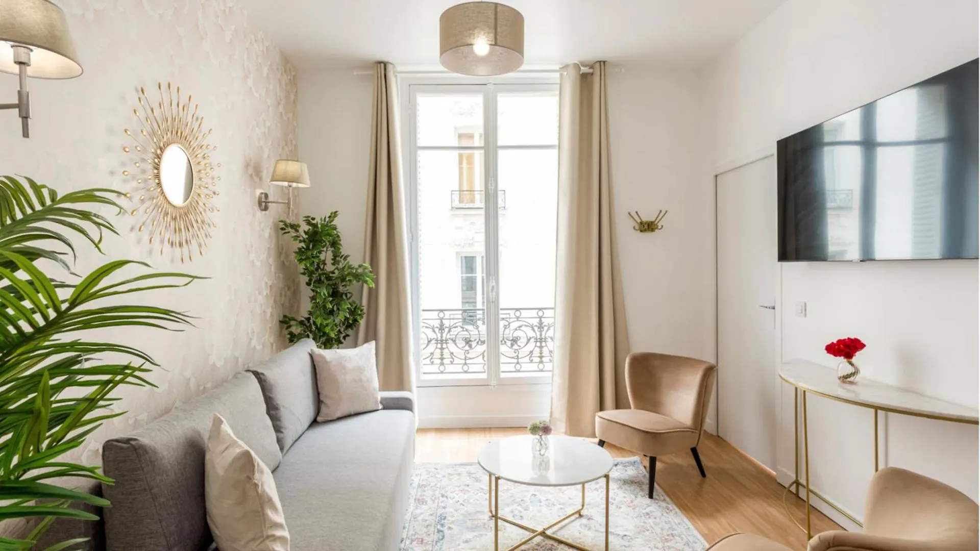 Apartment Merveil - Family Suite - Marais - Martin IV Paris
